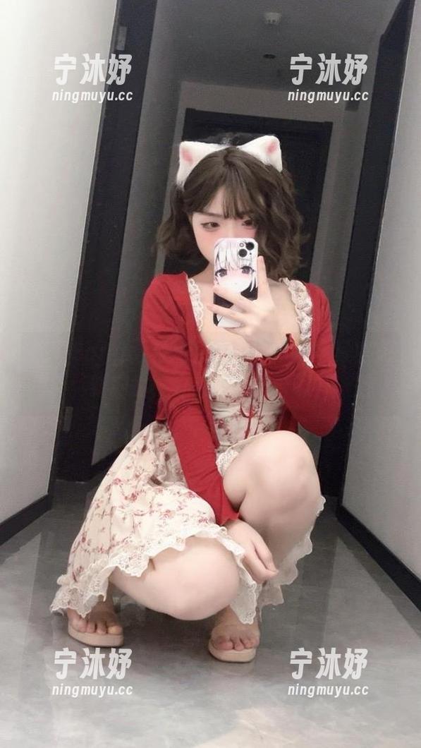 Bangni邦尼 哦,Bangni邦尼又来了,这次的写真更新剧情,好像略显拖沓啊?