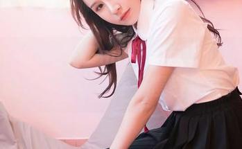 Feilin嗲囡囡 – Emily尹菲的和服原图不藏着，资源等你来慢慢欣赏。