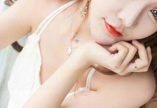 GIRLT果团网 – little贝壳喵白裙的图片，小心看得太入迷，别忘了你自己的裙子也该换了！