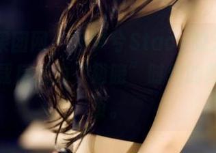 GIRLT果团网 – 何梦兮Stacy的天使写真集，下载后成为“翅膀”时代的首页宣传页。