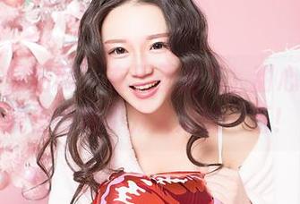 GIRLT果团网 – 在无圣光下，甜心图集展现王语纯不为人知的一面！