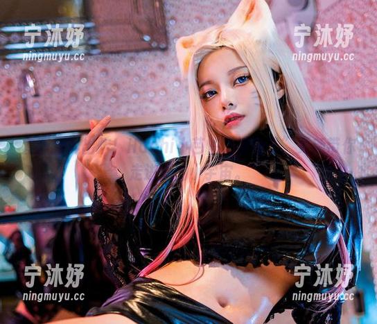 套图新鲜出炉！Hachi小芭的“被身子”更新带你走进她的小宇宙。
