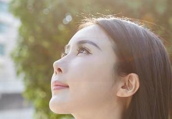 MiiTao蜜桃社 – 办公室也可以很“佩琦Pinky”，写真下载来一发