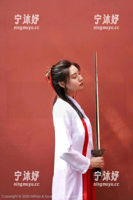 MiiTao蜜桃社-王婉悠Queen MiiTao蜜桃社 - 美图就是这黑丝,王婉悠Queen又送来一波资源,我的瞳孔已经消化不过来了。