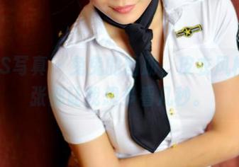PANS写真 – 兔兔的图册，皮衣风格每一张都让我想多看几秒。