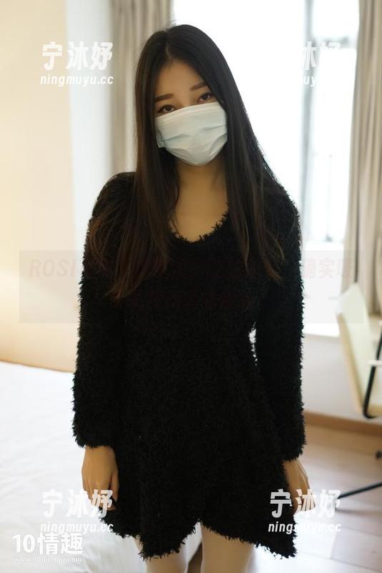 ROSI口罩 ROSI写真,这空姐制服的搭配,确实吸引了我所有注意力。
