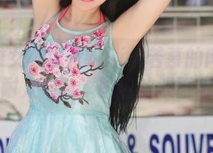 TGOD推女神 – Akiki朱若慕的肉丝：原图的耐人寻味，图包的双面玩味！