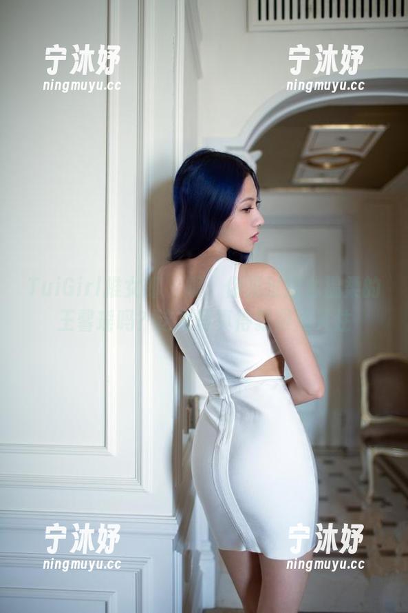 TuiGirl推女郎 - 喂，你见过这么温柔的王馨瑶吗？这套写真得狠狠点关注