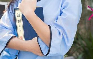 UGirls尤果网 – 黛蓓琪在浴缸里的样子：福利原图，连泡沫都羡慕她！