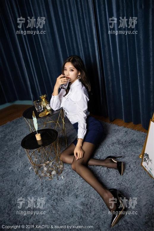 XIAOYU语画界-徐莉芝 XIAOYU语画界 - 睡衣也不简单,徐莉芝在线写真让人停不下来!