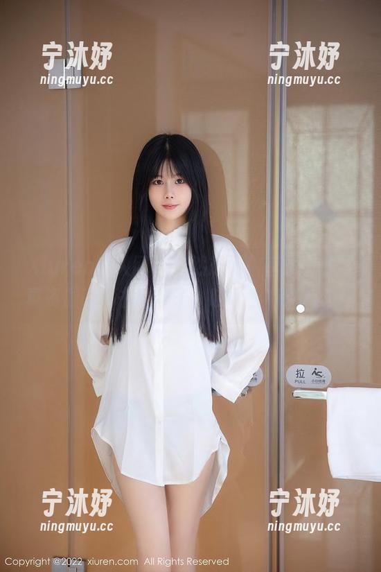 Xiuren秀人网-唐宁宁 Xiuren秀人网 - 突然想问,唐宁宁的写真资源,秘书的样子,哎呀,有点心动!