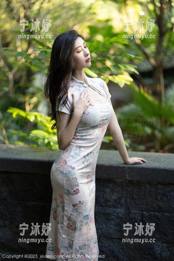 Xiuren秀人网-徐莉芝Booty Xiuren秀人网 - 被成堆的徐莉芝Booty日常照片包埋了,还是挺美的。