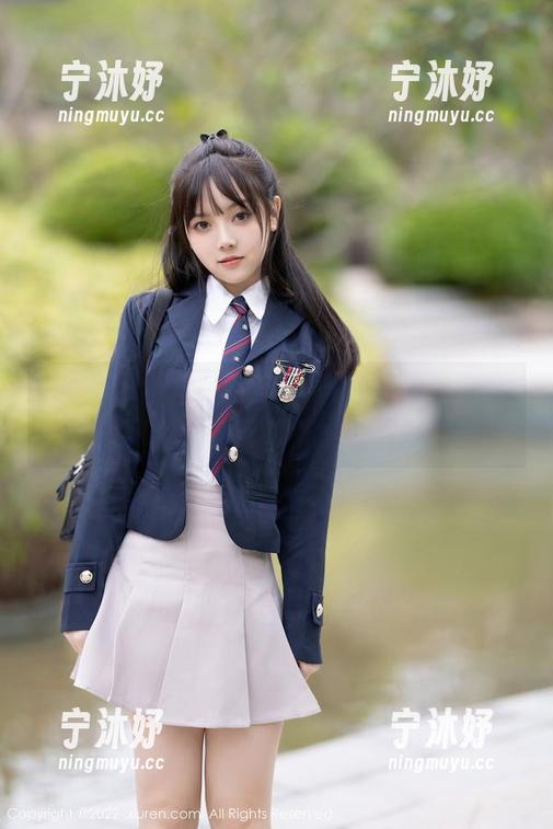 Xiuren秀人网 - 空姐的写真集里，悠悠YOYO带你看云彩之外的资源！