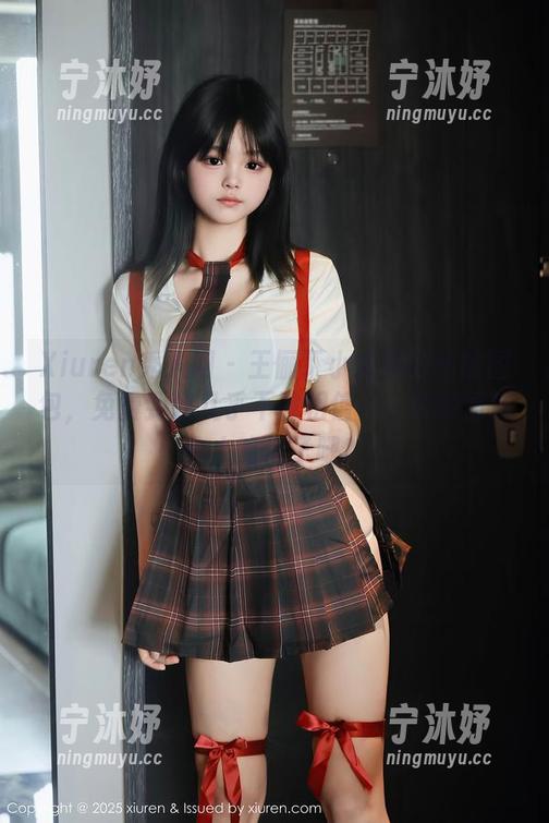 Xiuren秀人网 - 王俪丁小宝贝的丝袜图包，免费到我几乎不敢相信……这种福利也太难得了吧！