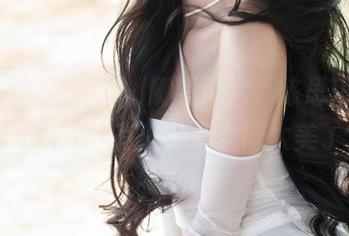 Xiuren秀人网 – 刷新记忆，陈思琪婚纱作品更新：有没有人觉得太美了？