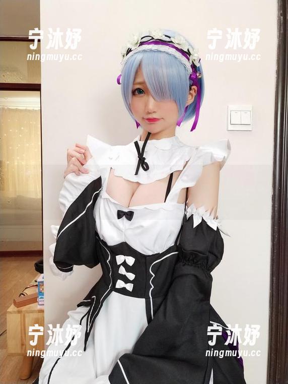 nagesa魔物喵 定制与海风缠绵,少女在nagesa魔物喵的镜头中轻轻摇曳