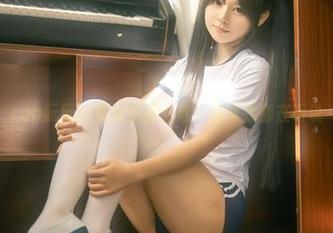 rua阮阮的礼服作品：每一根丝线都在诉说