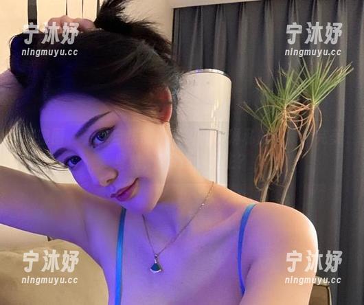 不爱笑的赛琳 微密圈 - 无法自拔的不爱笑的赛琳私房图集:完美身材,PS还是天生?