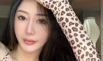 微密圈 – 不爱笑的赛琳的美图：性感，不用太视觉，但总让人想多看一眼的图包