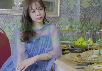 丽柜 – 潘潘的新写真，玉脂甜甜的灵感也太奇特了吧，更新的频率真让人佩服。