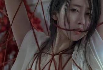 云溪溪修女：有人说她像个四维空间里的天使，来下载这图片，亲自查证！