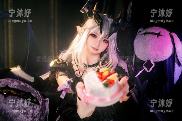 壁纸控福利！伊喵君_Nya的女孩美图来啦！