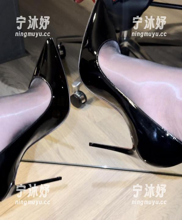 保守的二舅妈 微密圈 - 在线原图随你赞!保守的二舅妈的双人日常,太妙了