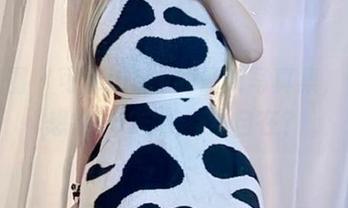 微密圈 – 可馨juicy的最新写真集，你能想象2023能有多自在？