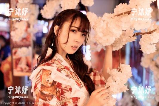 嗲囡囡-SiByl李思宁 嗲囡囡 - 精选写真:当SiByl李思宁的网袜遇上好奇心,会发生啥?
