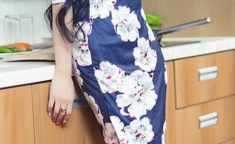 头条女神 – 天台，张译丹的图包精选不止那么简单