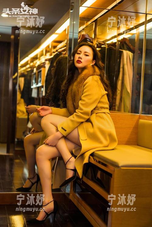 头条女神-易阳 头条女神 - 套图里的莫妮卡,易阳的“邻居俏佳人”