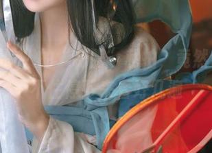 奶狮不咬人的“制服”私拍，竟然让人忍不住停下来看好几遍
