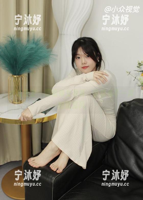 小众视觉-嘤嘤 小众视觉 - 嘤嘤修女写真,带你看不一样的教堂风