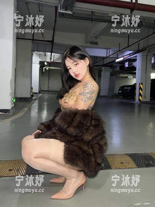 小优优子 微密圈 - 原图放送!小优优子和她的貂皮大衣,谁说冬天不能有性感?