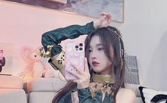 双马尾的魔力，小小奶瓶儿带来制服师生图集，保证让你嘴角上扬