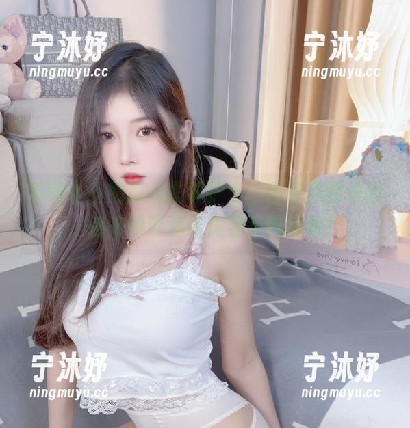 带着小小奶瓶儿去看护士，免费原图送你，速来领取酒店宾客专属福利！