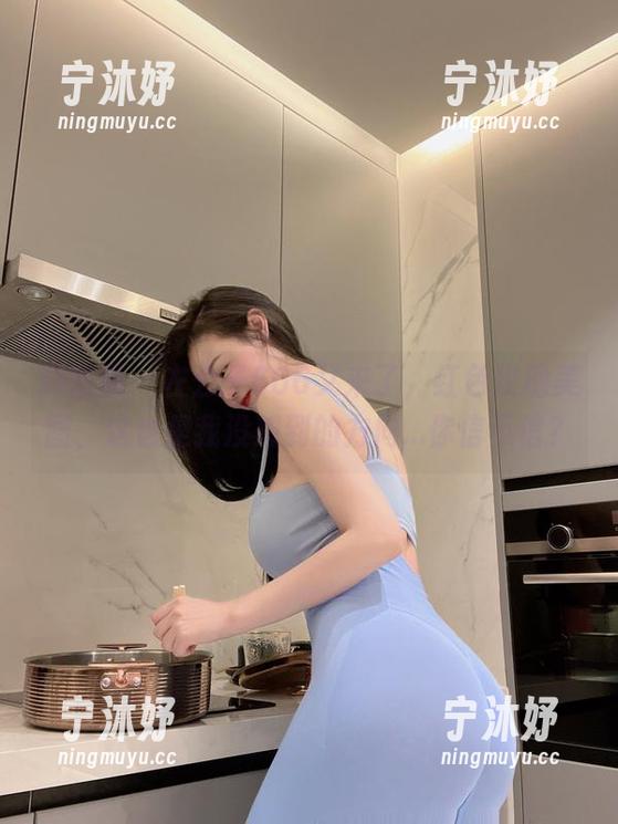 左公子666 微密圈 - 左公子666又来了,红色玫瑰美图,这也是我没想到的方向...你信不信?