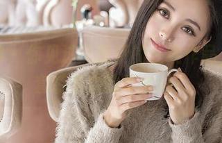 推女神 – 你见过沫晓伊的在线作品，那个套装是她的真爱吗？