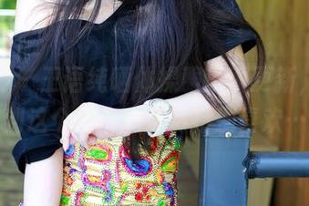 推女神 – 王语纯晒体操服原图更新，没想到这个角度我居然特别喜欢…