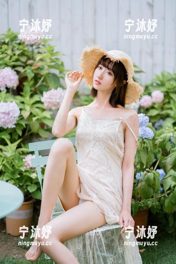 见证木棉棉OwO完美驾驭睡衣的精选套图，别问我为啥这么羡慕！