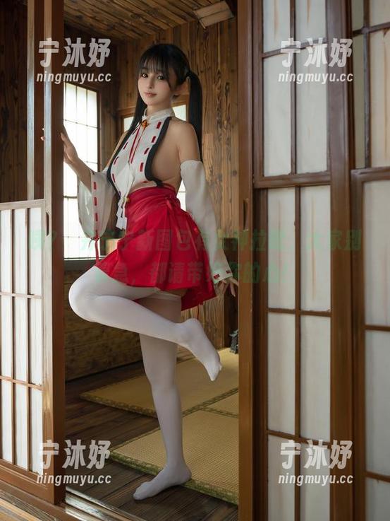 桜井宁宁 咦?桜井宁宁新图包有女神拉毗,大家别着急,都请带好你的心!