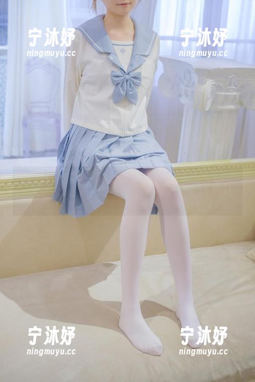 森萝财团 楼梯间的黑丝小妹:森萝财团为何无圣光,却让人心痒的美图满满?