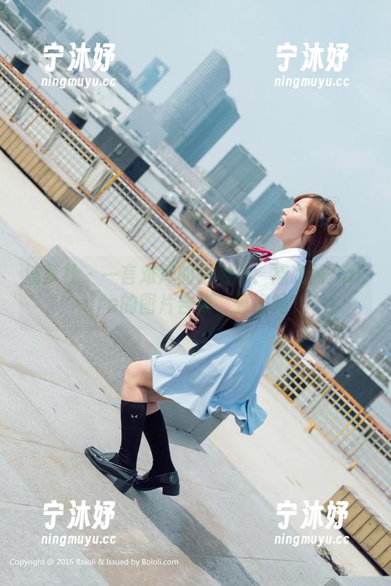 波萝社-猫九酱Sakura 波萝社 - 一言难尽的白衬衫:猫九酱Sakura的图片合集,靠谱吗?