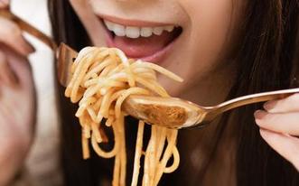 情绪万千，泥泥汝的猫女合集，让人停了又停