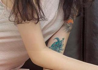 爱尤物 – 悠然自得的短裤Style，陈怡曼的精选写真带你体会简单之美。