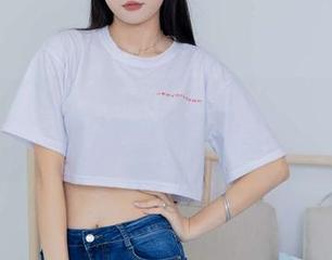 物恋传媒 – 小茶的免费写真，连衣裙是怎么想的？