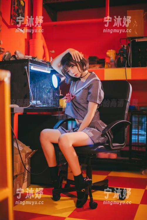 这腿我怎么能不关注，疯猫ss的高清下载请我一份！