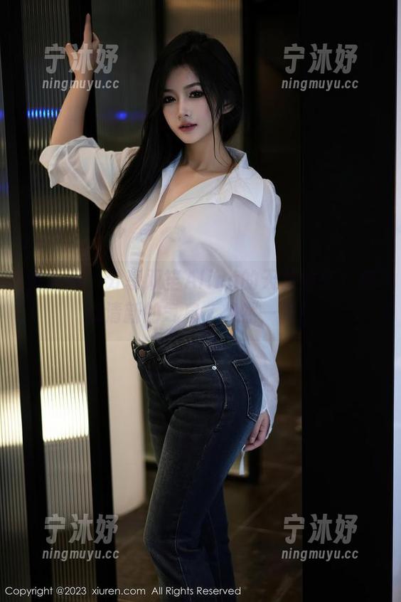 秀人网-双笙Alina 秀人网 - 分享双笙Alina的天然妹子,来点清新的气息,焕然一新!