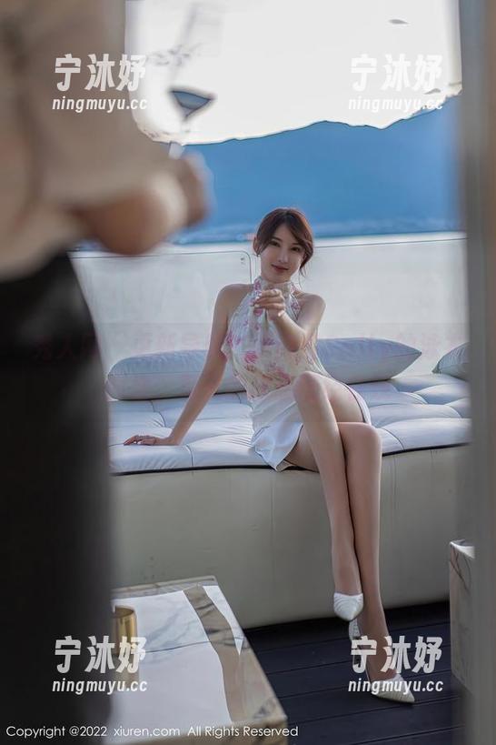 秀人网-夏诗雯Sally 秀人网 - 更新导航!夏诗雯Sally的泳衣图集,夏天的诱惑已经在线