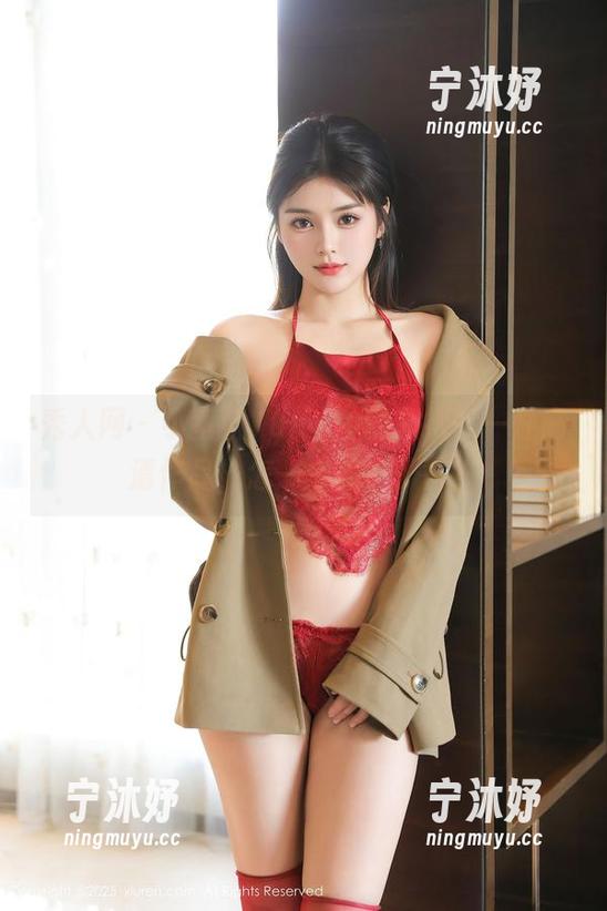 秀人网-小蛮妖Yummy 秀人网 - 小蛮妖Yummy的旗袍,一件高清作品,怎一个美字了得?